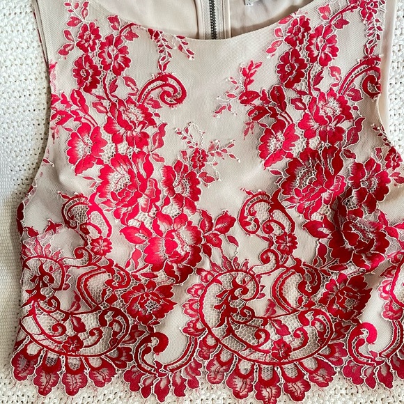 Alice & Olivia - Picture 5 of 9